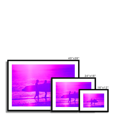 Surf Lovers - Australia - Framed & Mounted Print | Feel Good Images