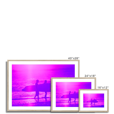 Surf Lovers - Australia - Framed & Mounted Print | Feel Good Images